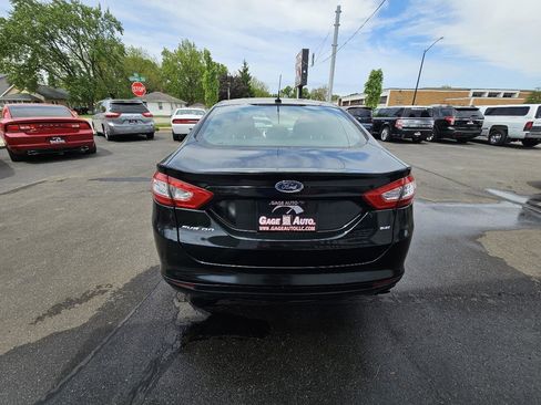 Used 2014 Ford Fusion SE FWD image 9