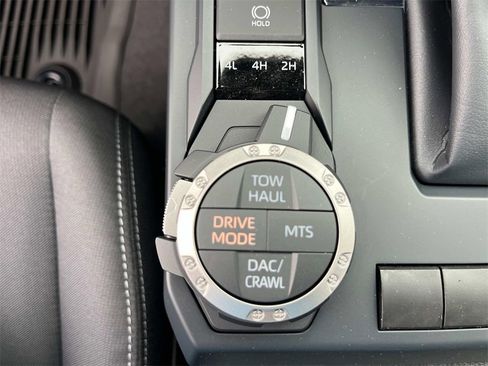 New 2025 Toyota Tacoma TRD Off-Road image 24