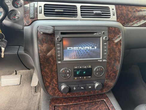 Used 2012 GMC Sierra 3500 Denali AWD/4WD image 15
