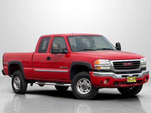 Used 2006 GMC Sierra 2500 SLE w/ Skid Plate Package image 1