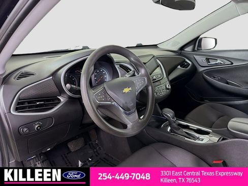 Used 2023 Chevrolet Malibu LT image 10