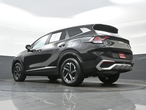 Used 2023 Kia Sportage LX AWD/4WD image 30