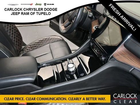 Used 2023 Jeep Grand Cherokee L Summit w/ Luxury Tech Group V image 59