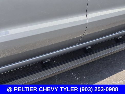 Used 2023 Chevrolet Silverado 1500 LT AWD/4WD image 10