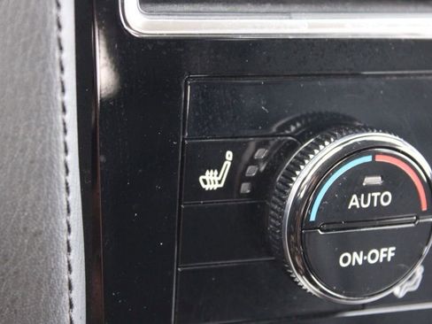 Used 2023 Nissan Armada SL image 44