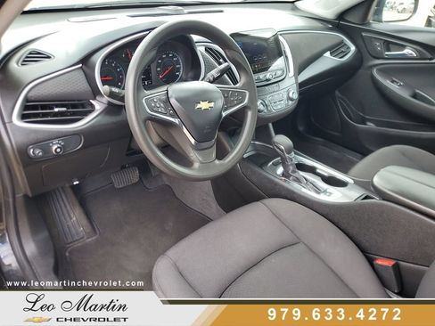 Used 2023 Chevrolet Malibu LT FWD image 14