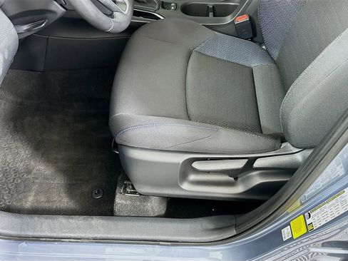 Certified 2024 Toyota Corolla Cross SE image 19