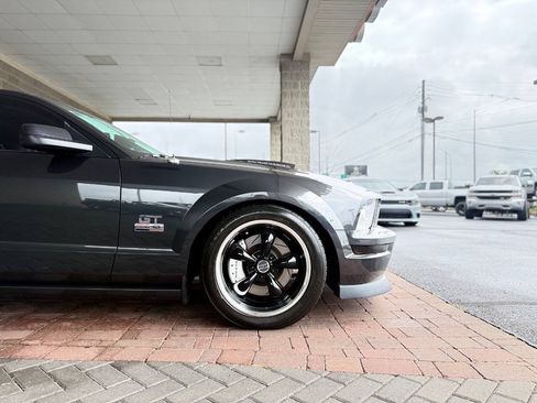 Used 2008 Ford Mustang GT Premium RWD image 24