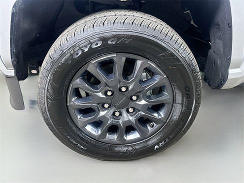 Used 2024 Toyota Tacoma SR5 image 8