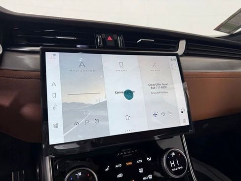 New 2024 Jaguar XF R-Dynamic SE image 31