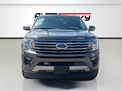 Used 2019 Ford Expedition Max XLT w/ Equipment Group 202A RWD image 2