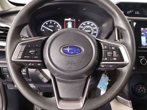 Used 2023 Subaru Forester AWD/4WD image 3