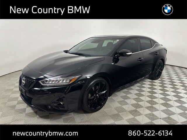 Used 2023 Nissan Maxima SR w/ Sport Mat Group FWD image 3