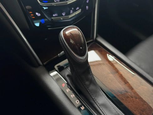 Used 2017 Cadillac XTS Luxury FWD image 31