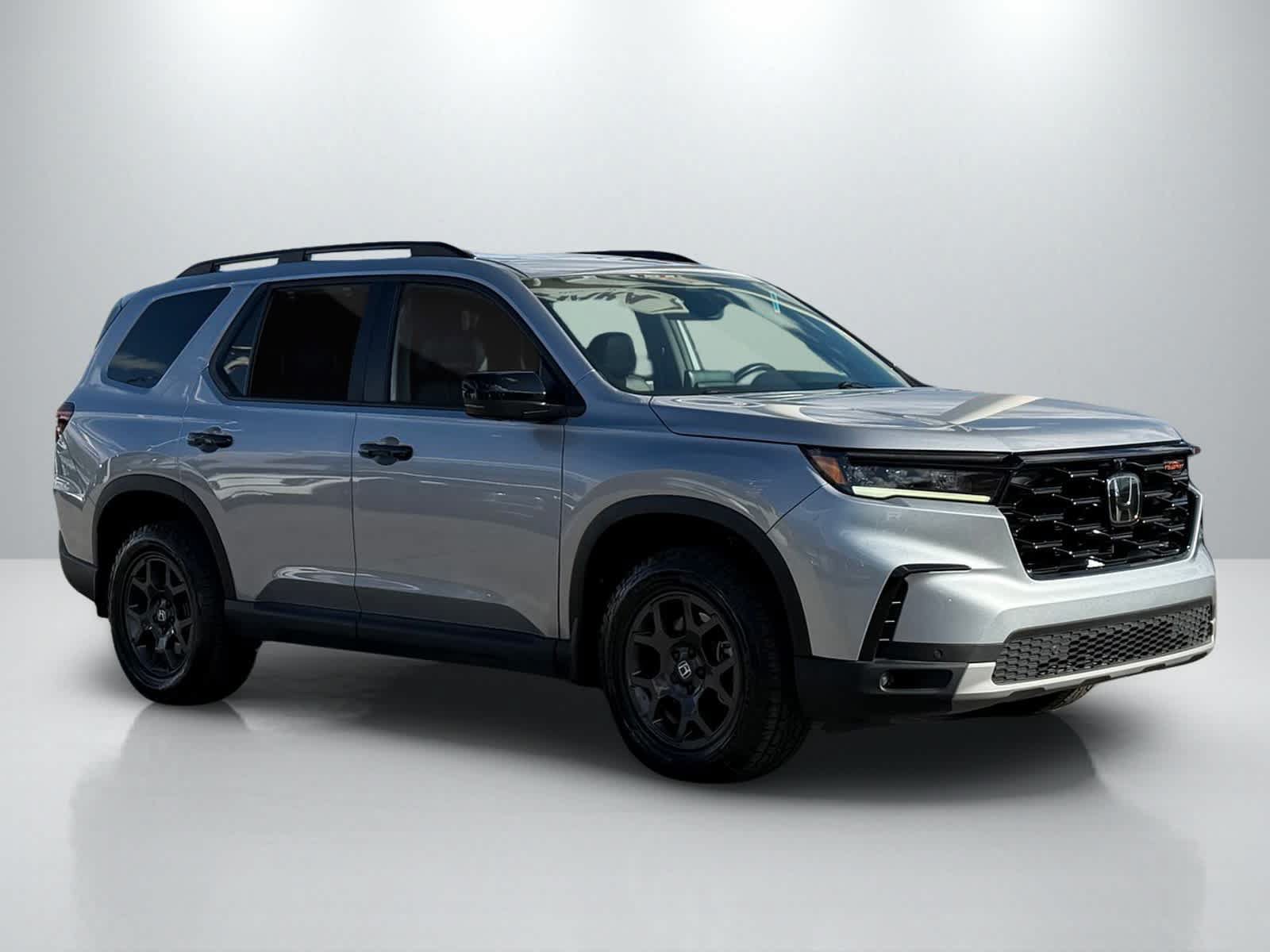 Used 2024 Honda Pilot TrailSport image 10