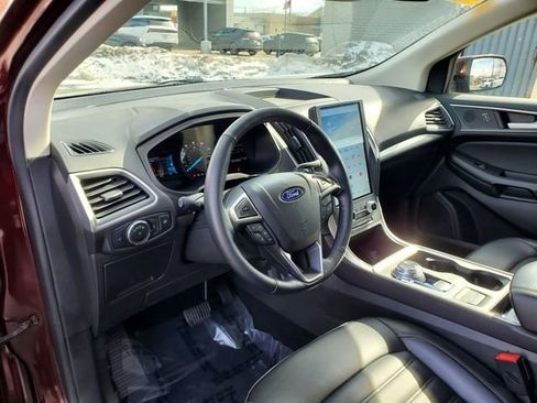 Used 2023 Ford Edge SEL image 11
