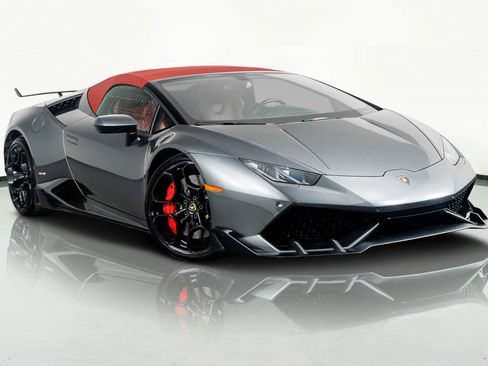 Used 2017 Lamborghini Huracan LP 610-4 image 4