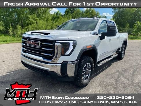 Used 2024 GMC Sierra 2500 SLE w/ SLE Convenience Package AWD/4WD image 4
