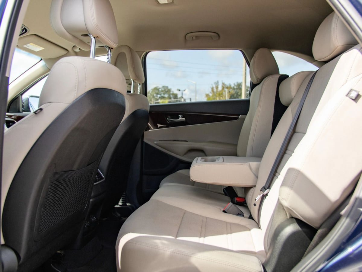 Used 2017 Kia Sorento AWD image 22