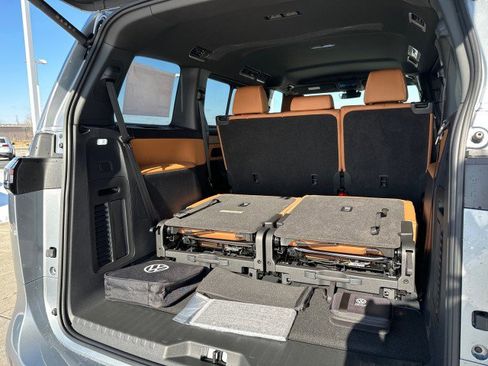 New 2025 Volkswagen ID. Buzz Pro S image 37