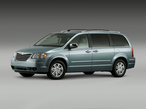 Used 2010 Chrysler Town & Country Touring image 1