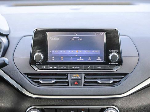 Used 2022 Nissan Altima 2.5 S image 14