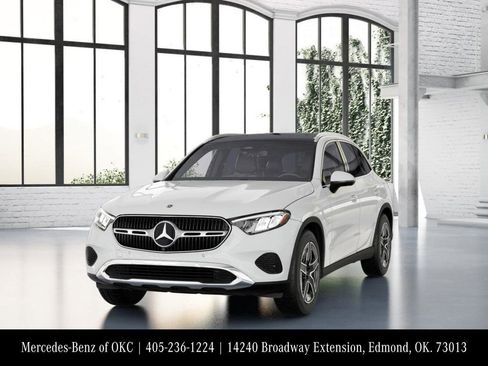 Used 2026 Mercedes-Benz GLC 300 4MATIC image 41
