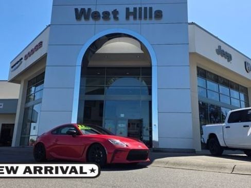 Used 2023 Toyota GR86 Premium RWD image 1