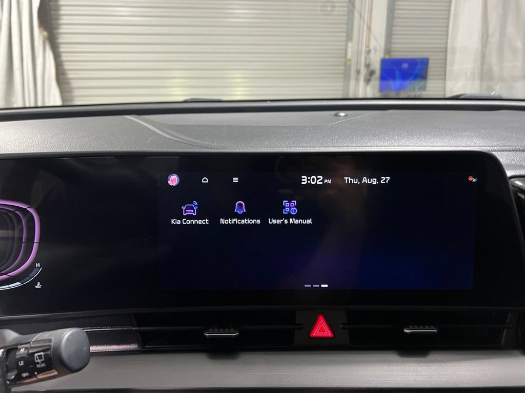 Used 2024 Kia Sportage EX FWD image 36
