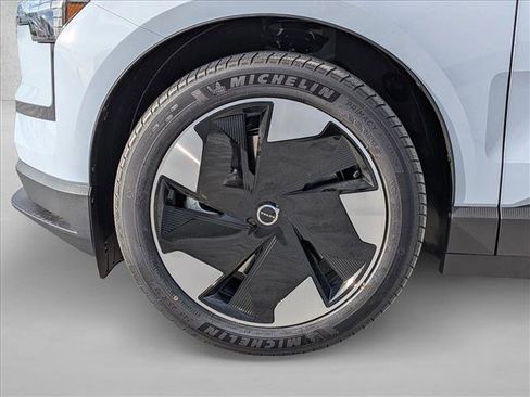 New 2026 Volvo EX30 Plus image 11