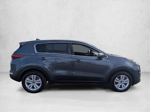 Used 2018 Kia Sportage LX image 4