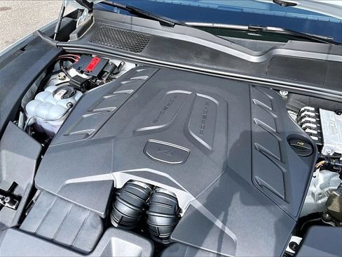 Certified 2025 Porsche Cayenne S AWD/4WD image 24
