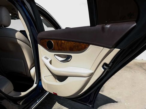 Used 2016 Mercedes-Benz C 300 4MATIC Sedan image 45