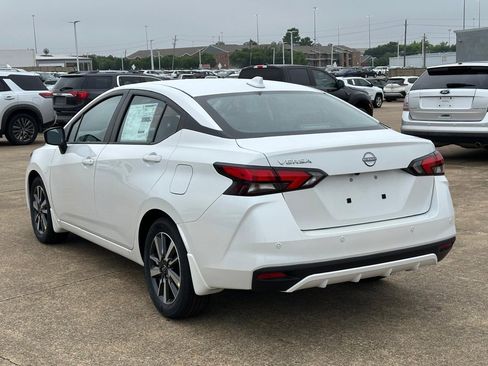 New 2025 Nissan Versa SV w/ Trunk Package image 6