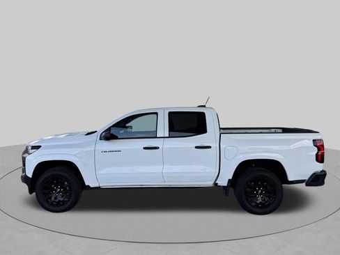 Used 2025 Chevrolet Colorado W/T w/ WT Custom Package RWD image 6