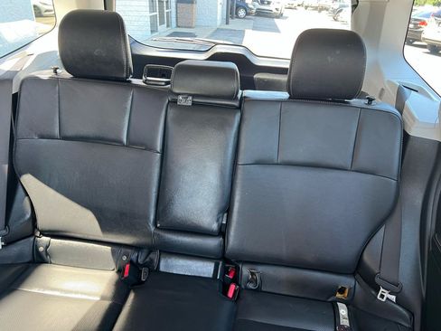 Used 2017 Subaru Forester 2.5i Limited AWD/4WD image 12