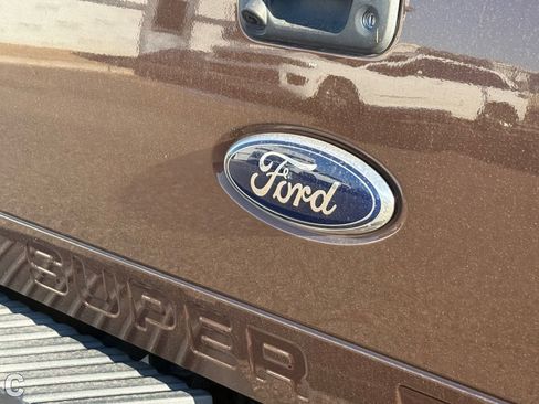 Used 2012 Ford F250 Lariat w/ Chrome Pkg image 10