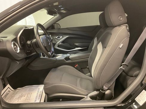 Used 2023 Chevrolet Camaro SS RWD image 7