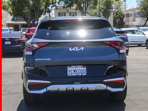 Certified 2023 Kia Sportage SX FWD image 8