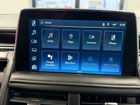 Used 2023 Chevrolet Suburban Premier image 46