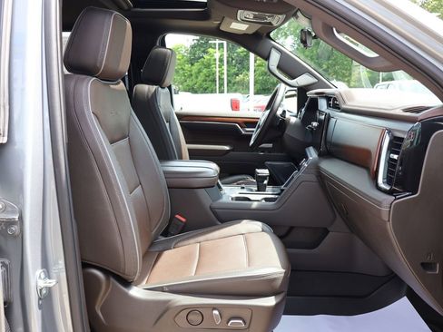 Used 2023 GMC Sierra 1500 Denali w/ Denali Reserve Package AWD/4WD image 42