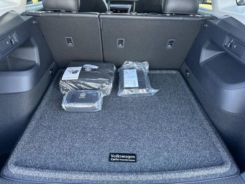 New 2026 Volkswagen Tiguan SE image 20