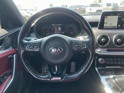 Used 2018 Kia Stinger GT2 AWD/4WD image 20