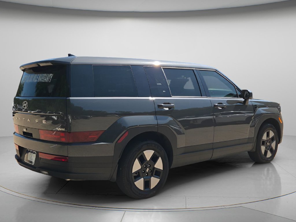 Used 2026 Hyundai Santa Fe SE FWD image 7