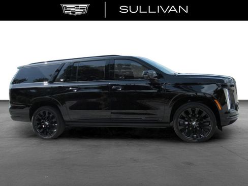 New 2026 Cadillac Escalade ESV Platinum Sport w/ LPO, ONYX Package AWD/4WD image 2