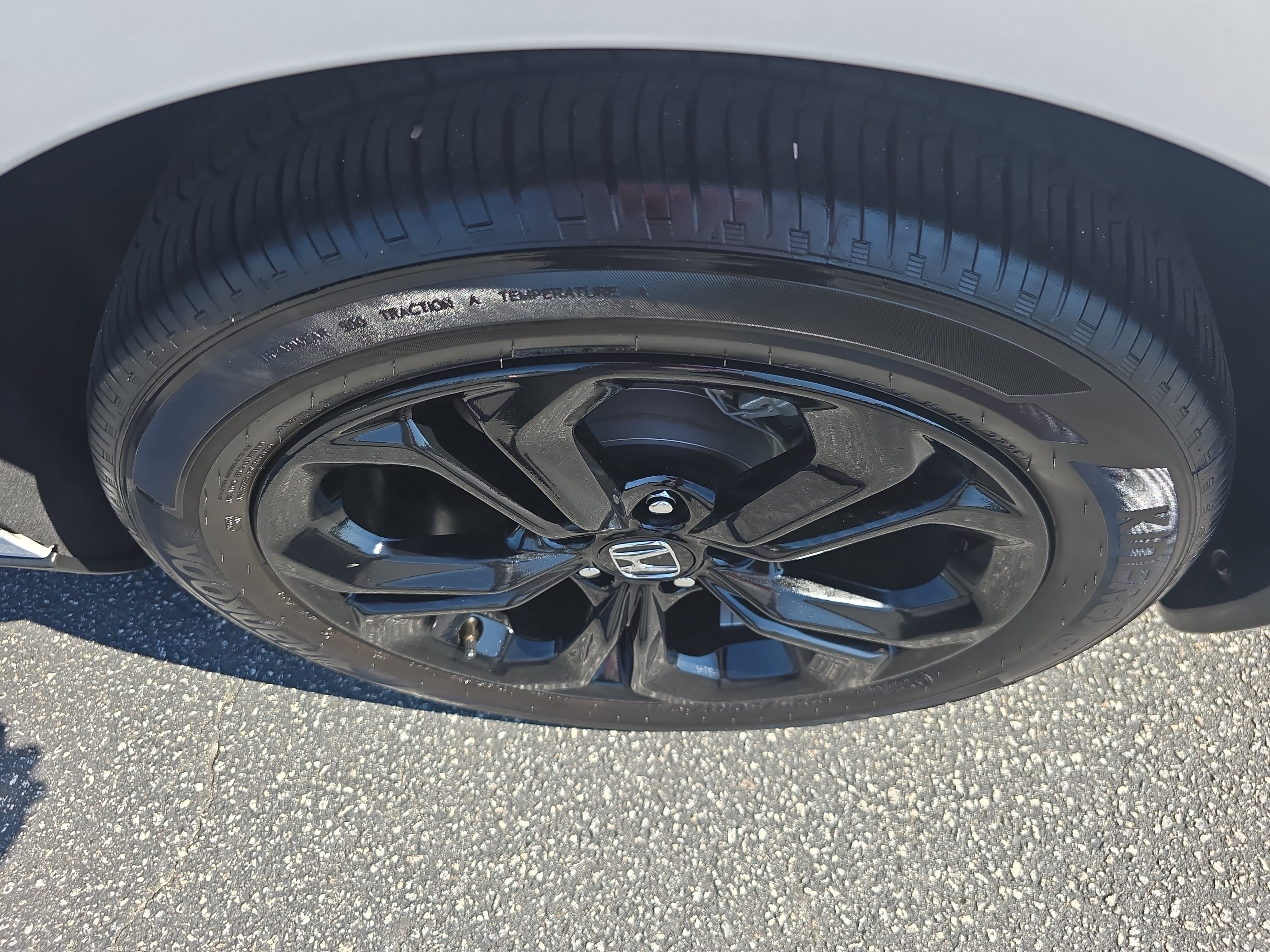 Certified 2025 Honda Accord SE image 32