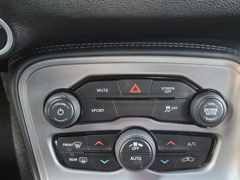 Used 2023 Dodge Challenger SXT RWD image 18