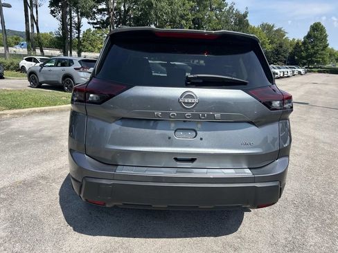 New 2026 Nissan Rogue SV AWD/4WD image 6
