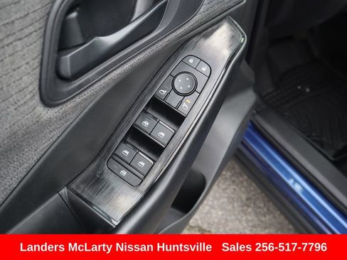 Used 2023 Nissan Rogue S image 21