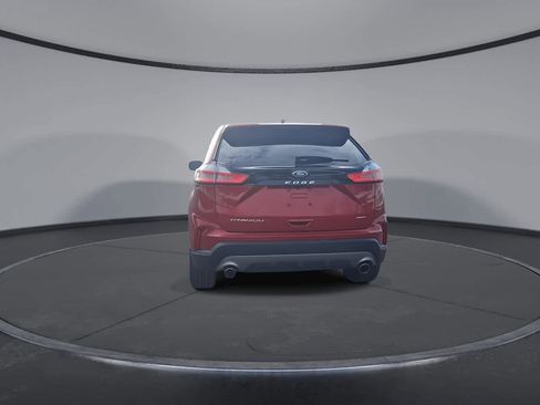 Certified 2024 Ford Edge Titanium image 7